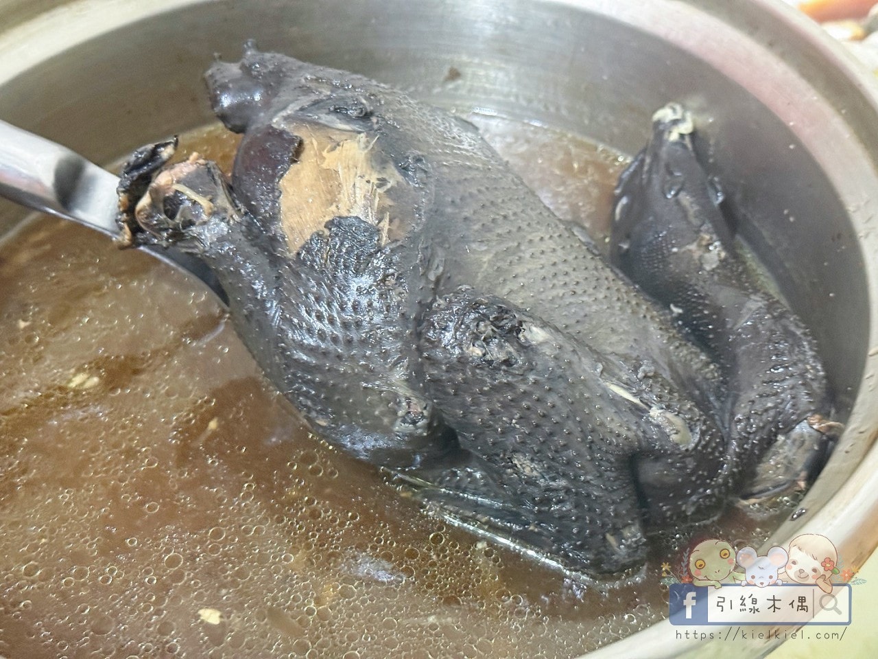 懶得熬湯也補身?【 愛上新鮮 × 吳秉承師傅 】黑蒜烏骨雞湯|3大神級優點 - 第13張圖 懶得熬湯也補身?【 愛上新鮮 × 吳秉承師傅 】黑蒜烏骨雞湯|3大神級優點