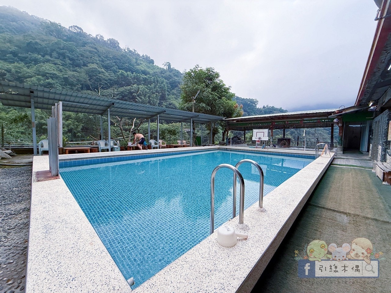 最強溫泉CP值!1800元泡冬天的湯?《東光行旅》還附下午茶跟早餐!山景大眾湯跟全新翻修屋內湯太讚! - 第13張圖 最強溫泉CP值!1800元泡冬天的湯?《東光行旅》還附下午茶跟早餐!山景大眾湯跟全新翻修屋內湯太讚!