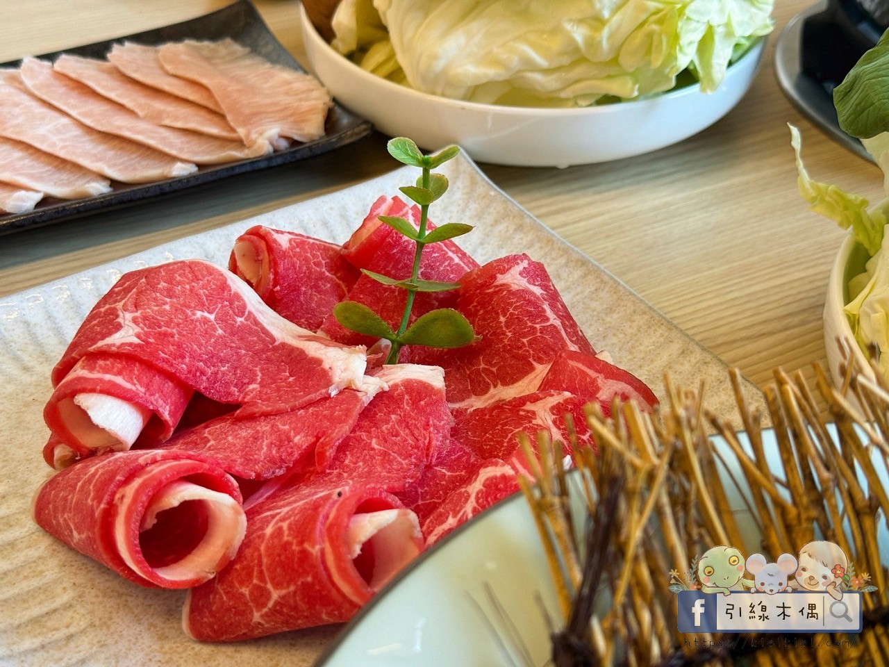 平日中午85折!《青坐請坐鍋物專科》一人一鍋也能滿桌澎湃?嘉義隱藏版質感鍋太狂! - 第36張圖