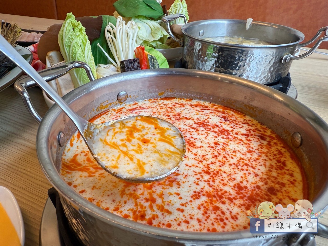 平日中午85折!《青坐請坐鍋物專科》一人一鍋也能滿桌澎湃?嘉義隱藏版質感鍋太狂! - 第35張圖