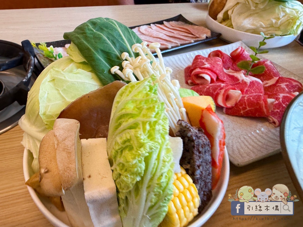 平日中午85折!《青坐請坐鍋物專科》一人一鍋也能滿桌澎湃?嘉義隱藏版質感鍋太狂! - 第26張圖