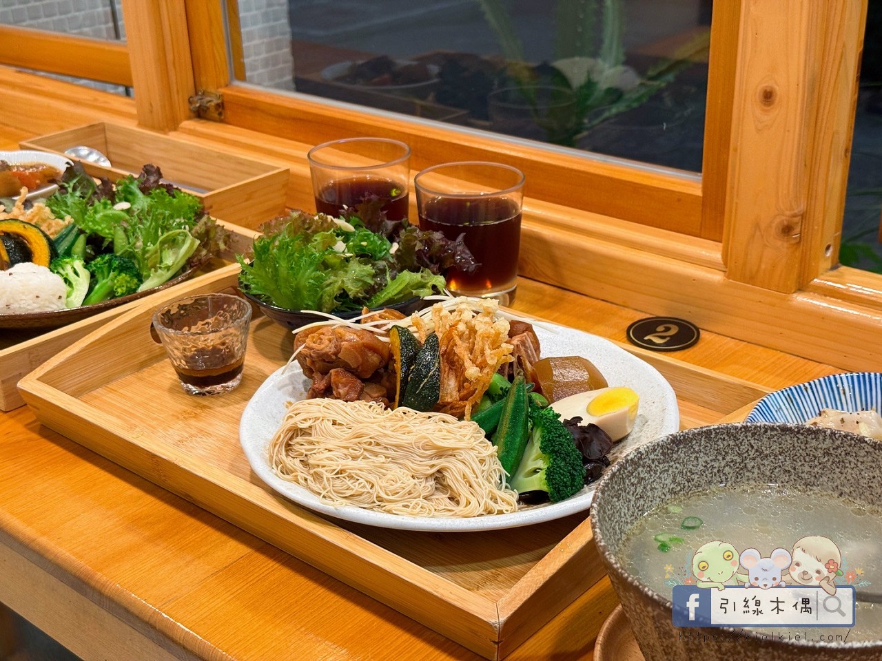 怎麼會有這種組合？隱藏系美食《八八鹿餐館》無花果豬腳麵線，4大亮點太猛！