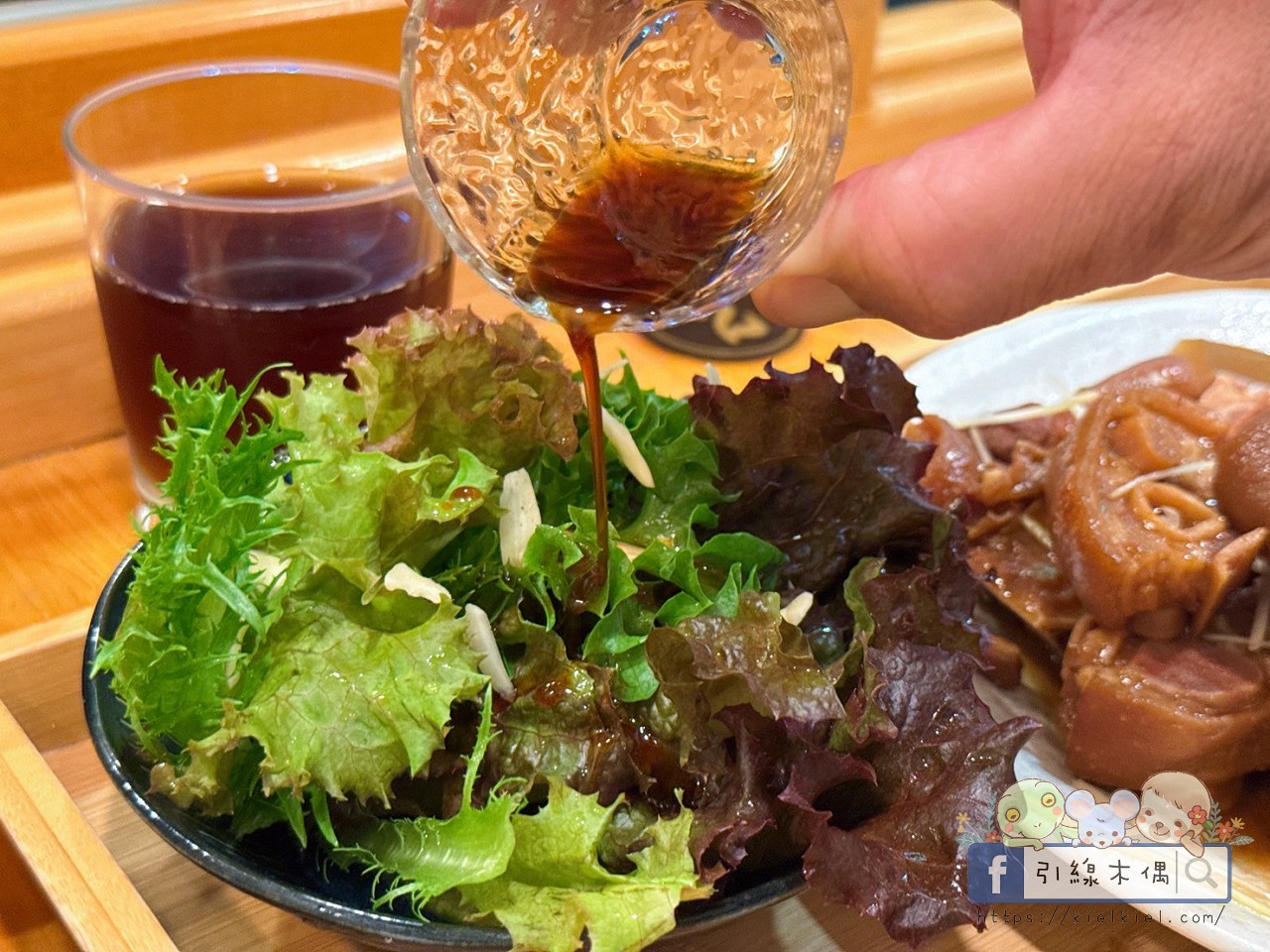 怎麼會有這種組合？隱藏系美食《八八鹿餐館》無花果豬腳麵線，4大亮點太猛！