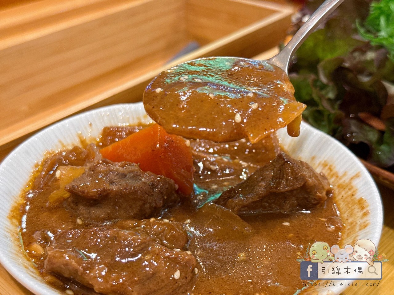 怎麼會有這種組合？隱藏系美食《八八鹿餐館》無花果豬腳麵線，4大亮點太猛！