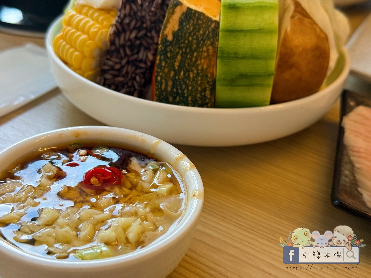 平日中午85折!《青坐請坐鍋物專科》一人一鍋也能滿桌澎湃?嘉義隱藏版質感鍋太狂! - 第14張圖