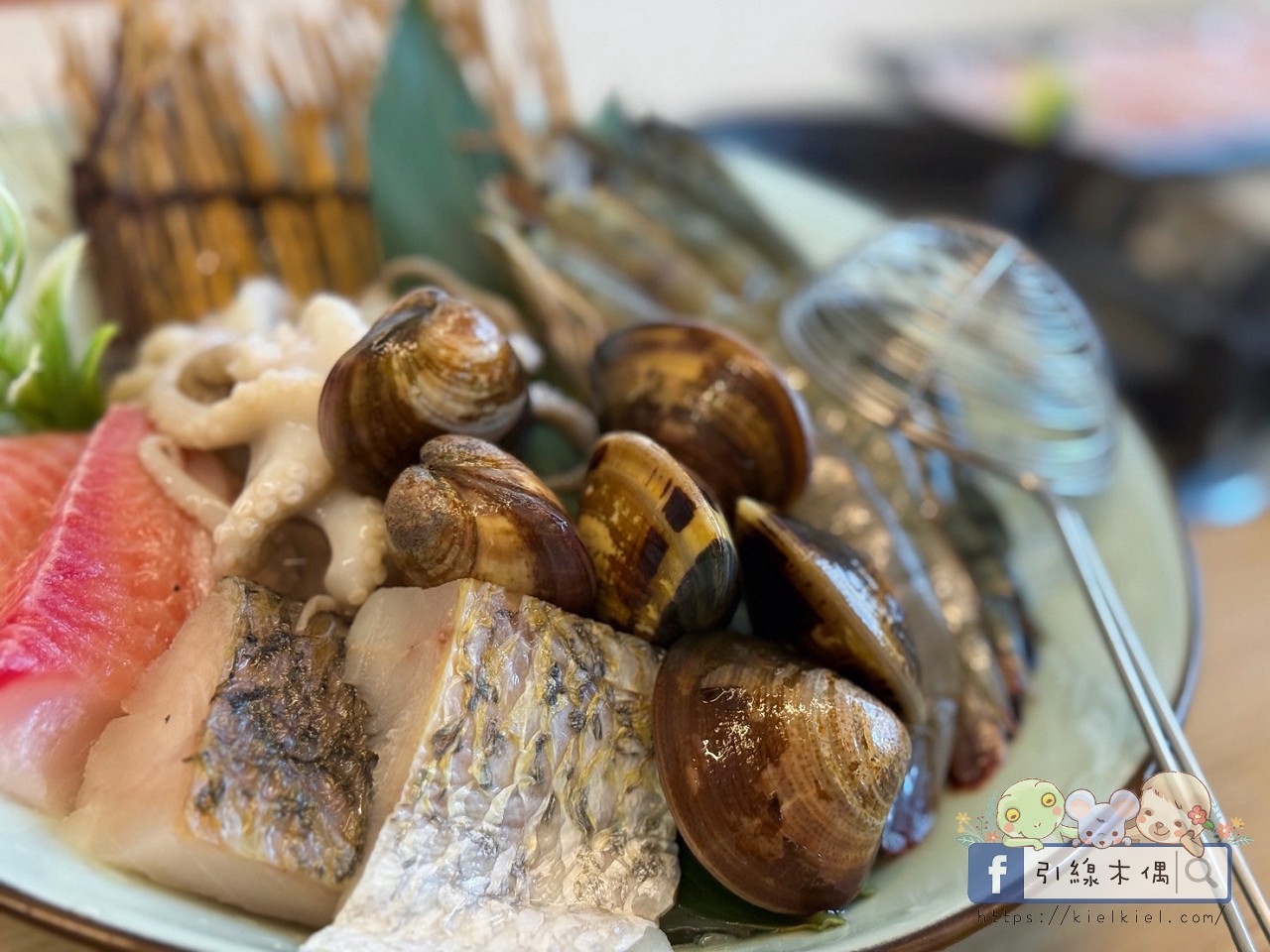 平日中午85折!《青坐請坐鍋物專科》一人一鍋也能滿桌澎湃?嘉義隱藏版質感鍋太狂! - 第41張圖