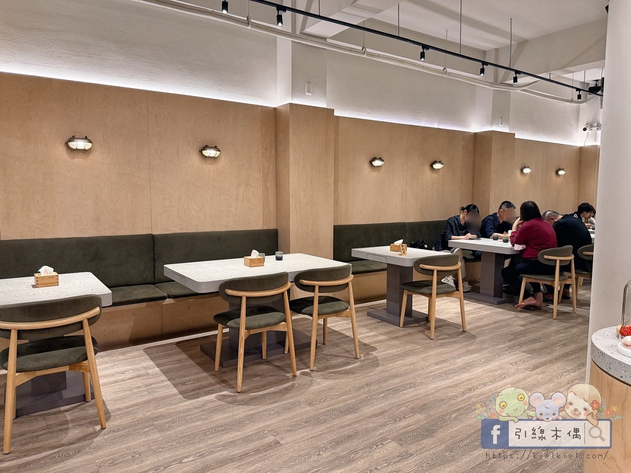 朋友看到照片立刻問在哪！《椿椛和食》生魚片浮誇到像珠寶盒？