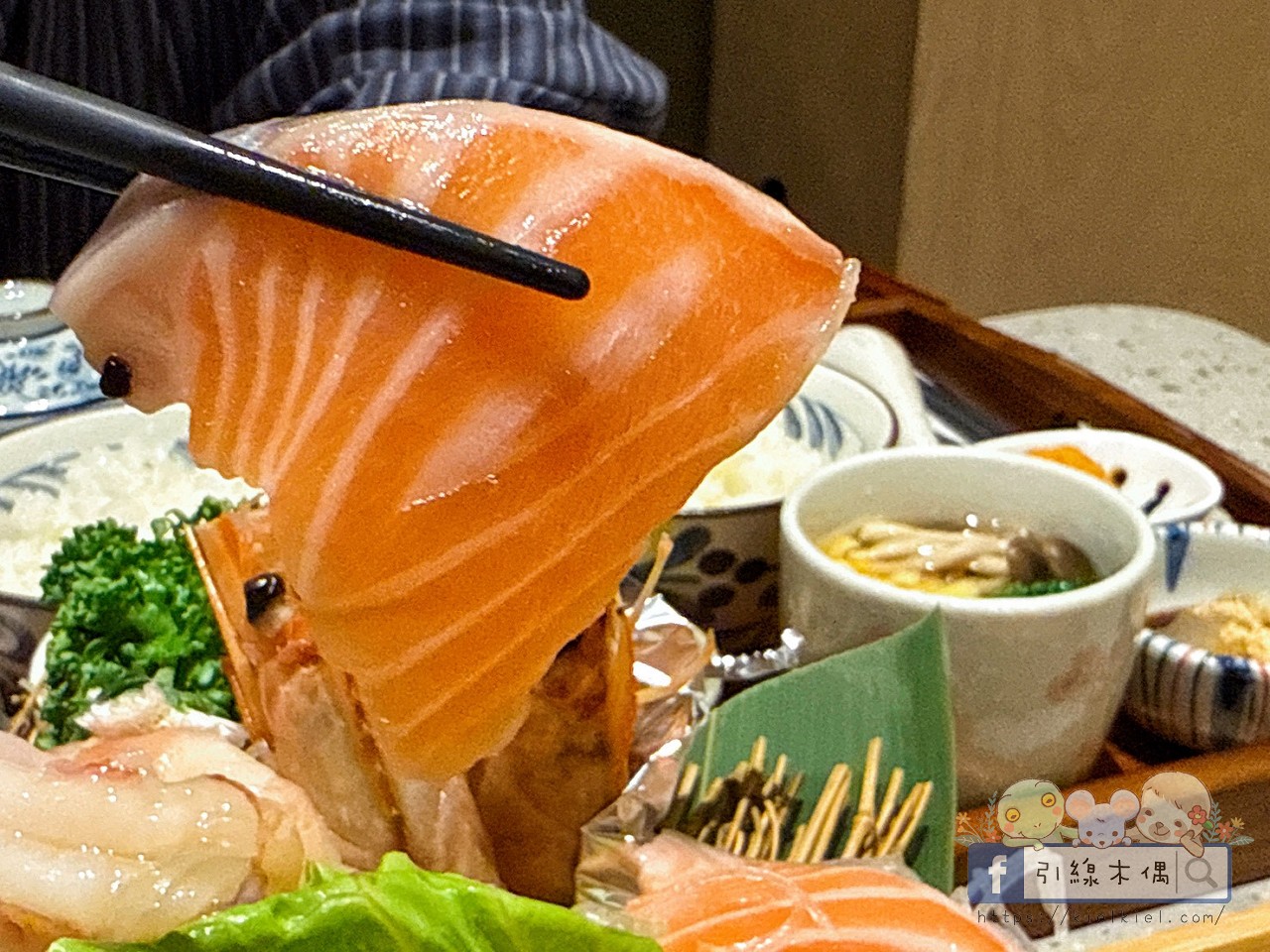 朋友看到照片立刻問在哪！《椿椛和食》生魚片浮誇到像珠寶盒？