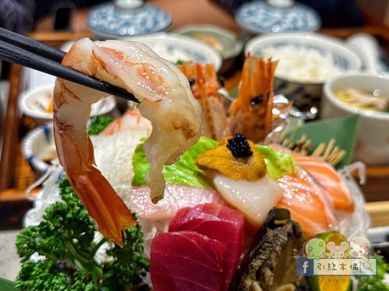朋友看到照片立刻問在哪！《椿椛和食》生魚片浮誇到像珠寶盒？