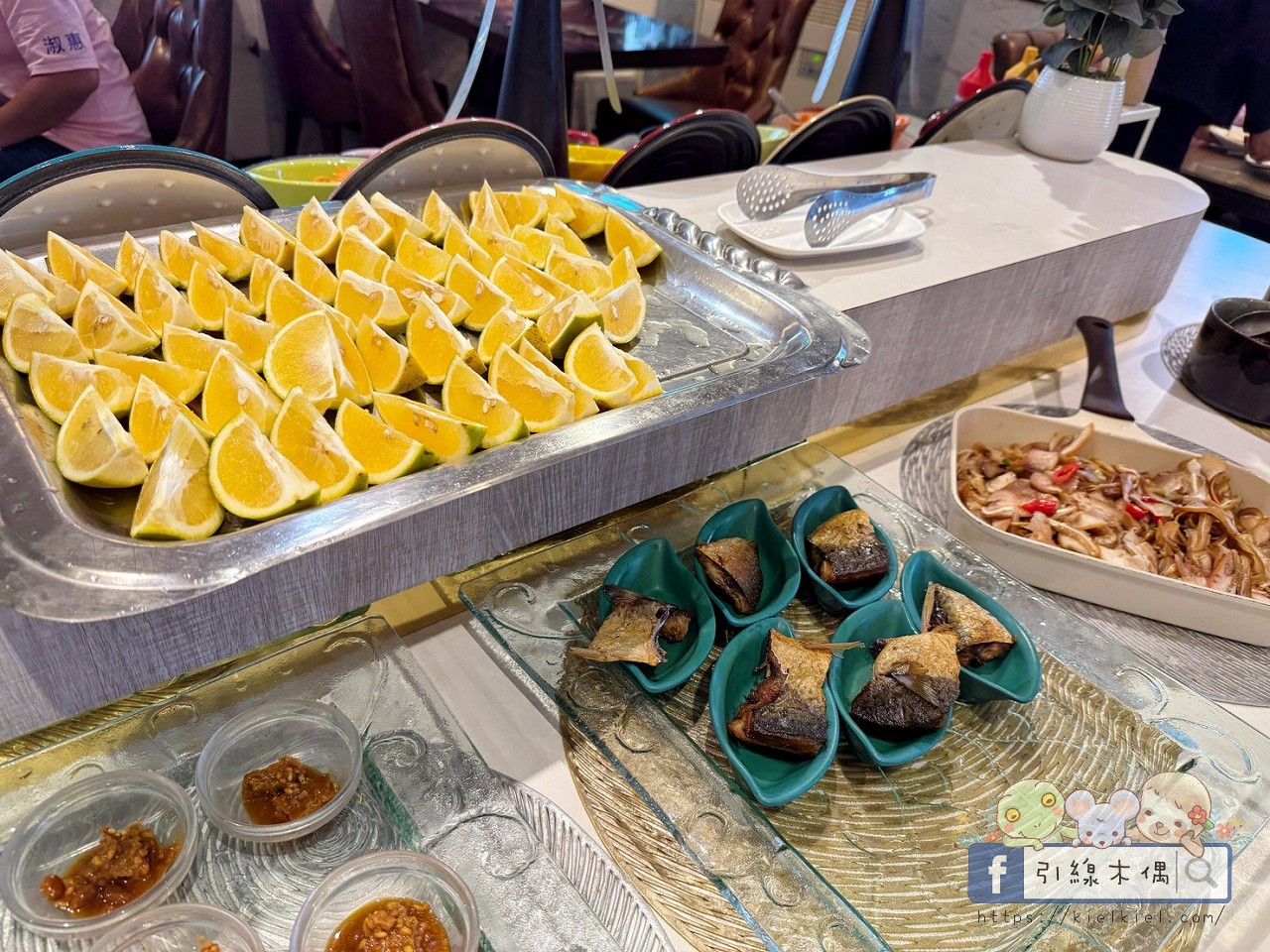 【為什麼孩子一到晚上還不想睡？】一次住進 20+ 種親子設備活動的《詩情花園渡假村-露營車》實住分享