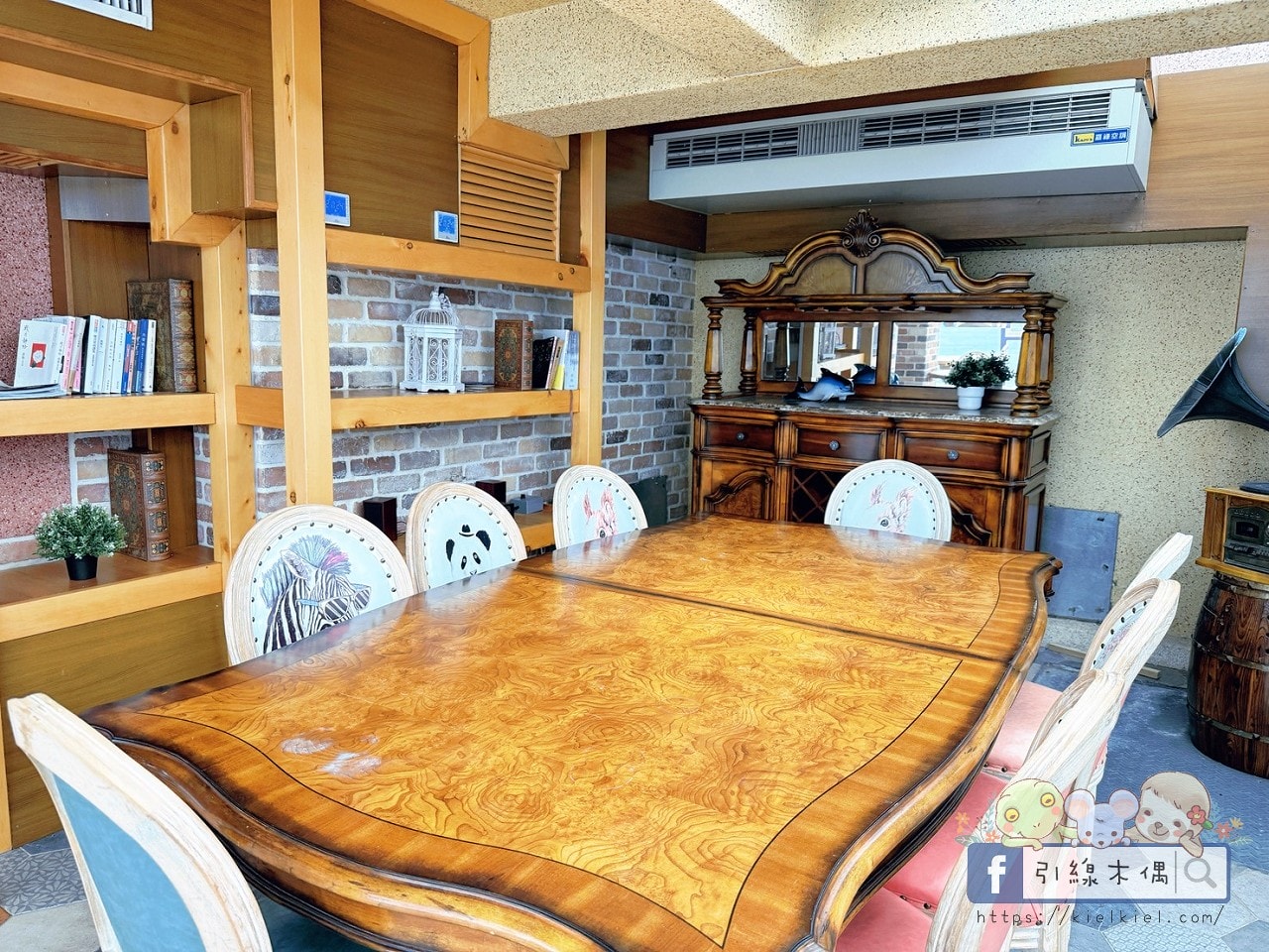 原地轉生歐洲城堡？蟬聯數年最美民宿天花板《七星潭水上明月海景渡假旅店》實住 9 個太誇張的瞬間