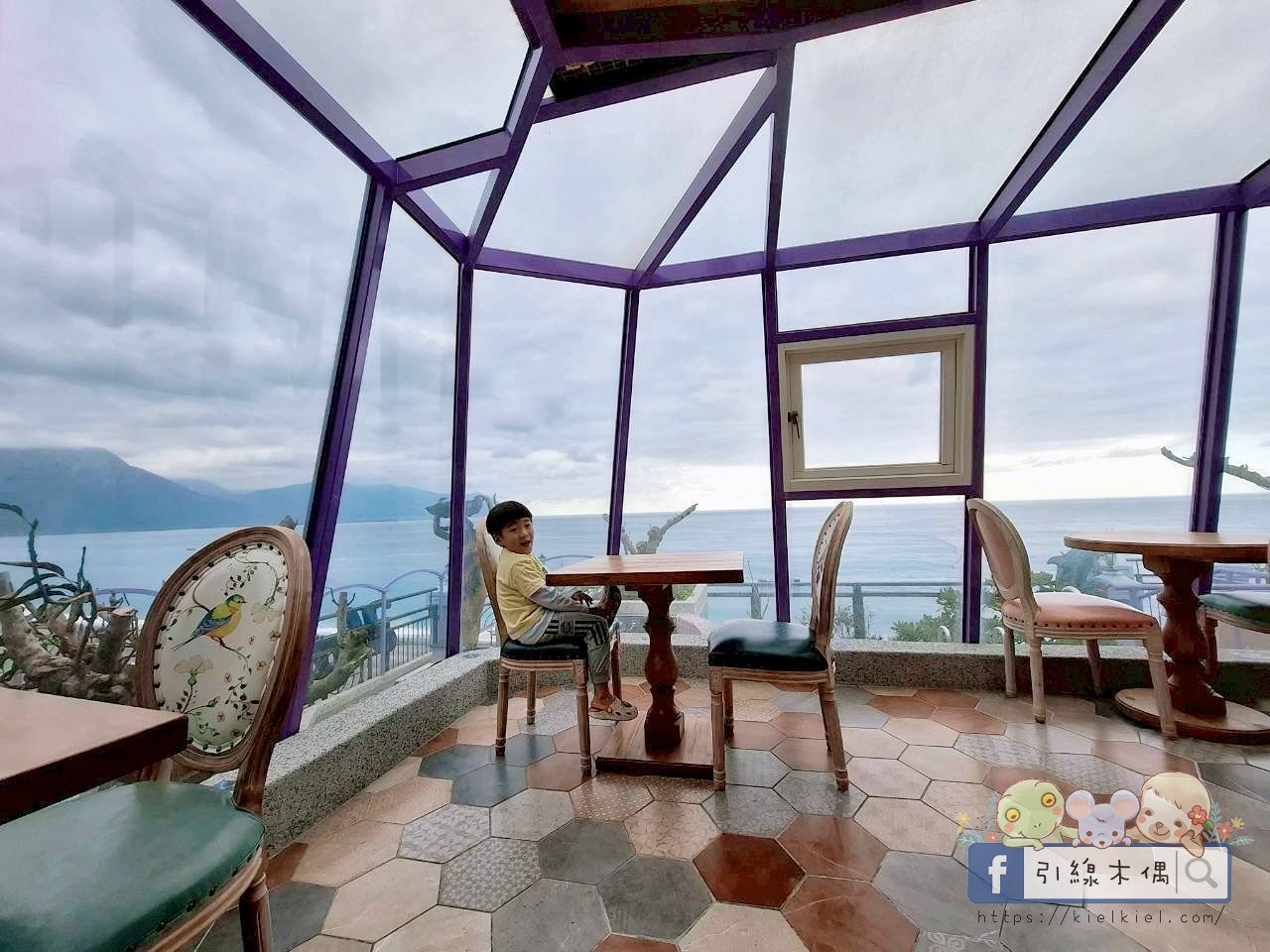 原地轉生歐洲城堡？蟬聯數年最美民宿天花板《七星潭水上明月海景渡假旅店》實住 9 個太誇張的瞬間