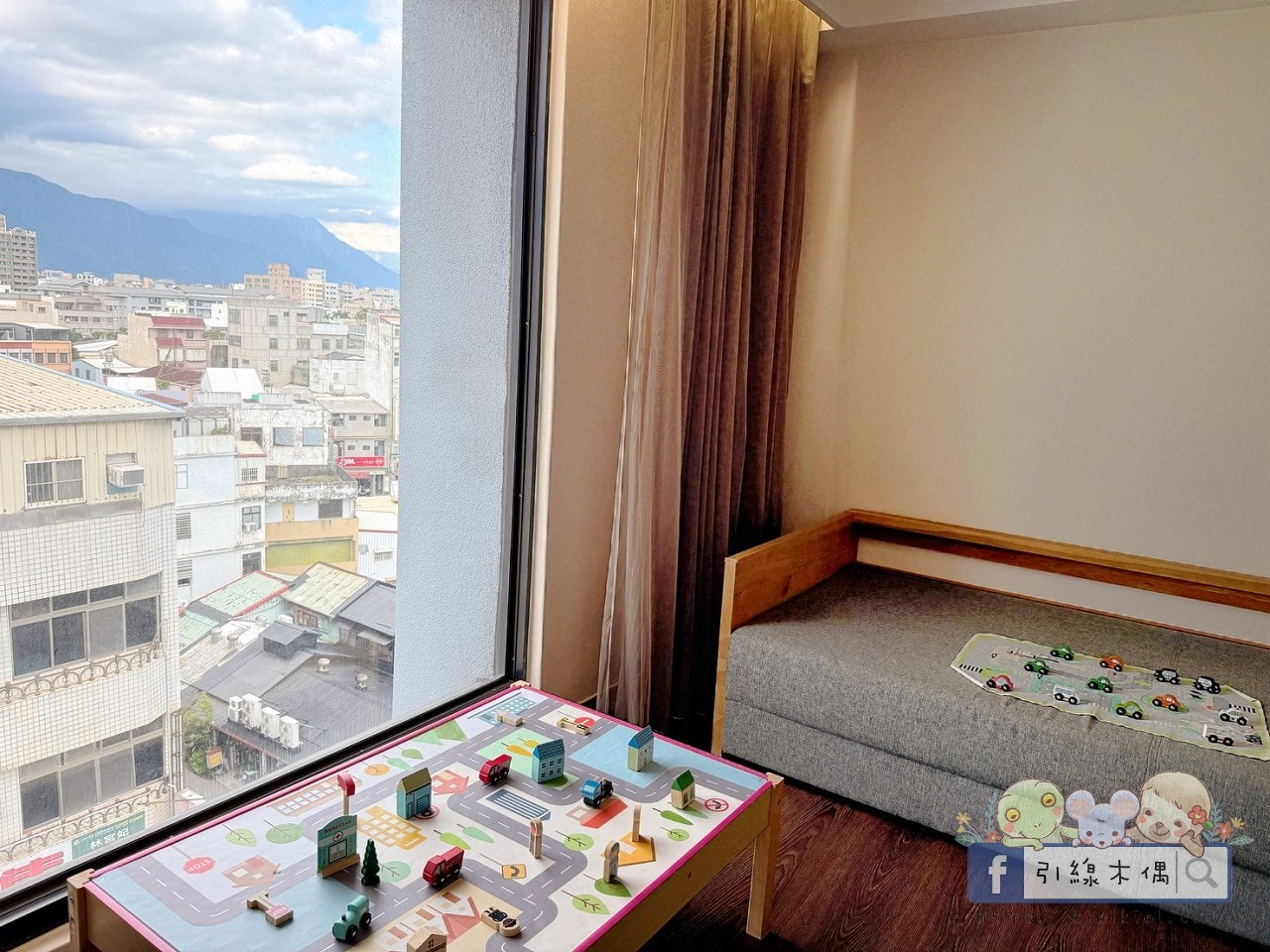 這間飯店竟然有「正式圖書館」？實住《捷絲旅花蓮中正館》3 大必住理由：親子房、行政套房與景隅套房房型評比，還有免排隊公正包子！