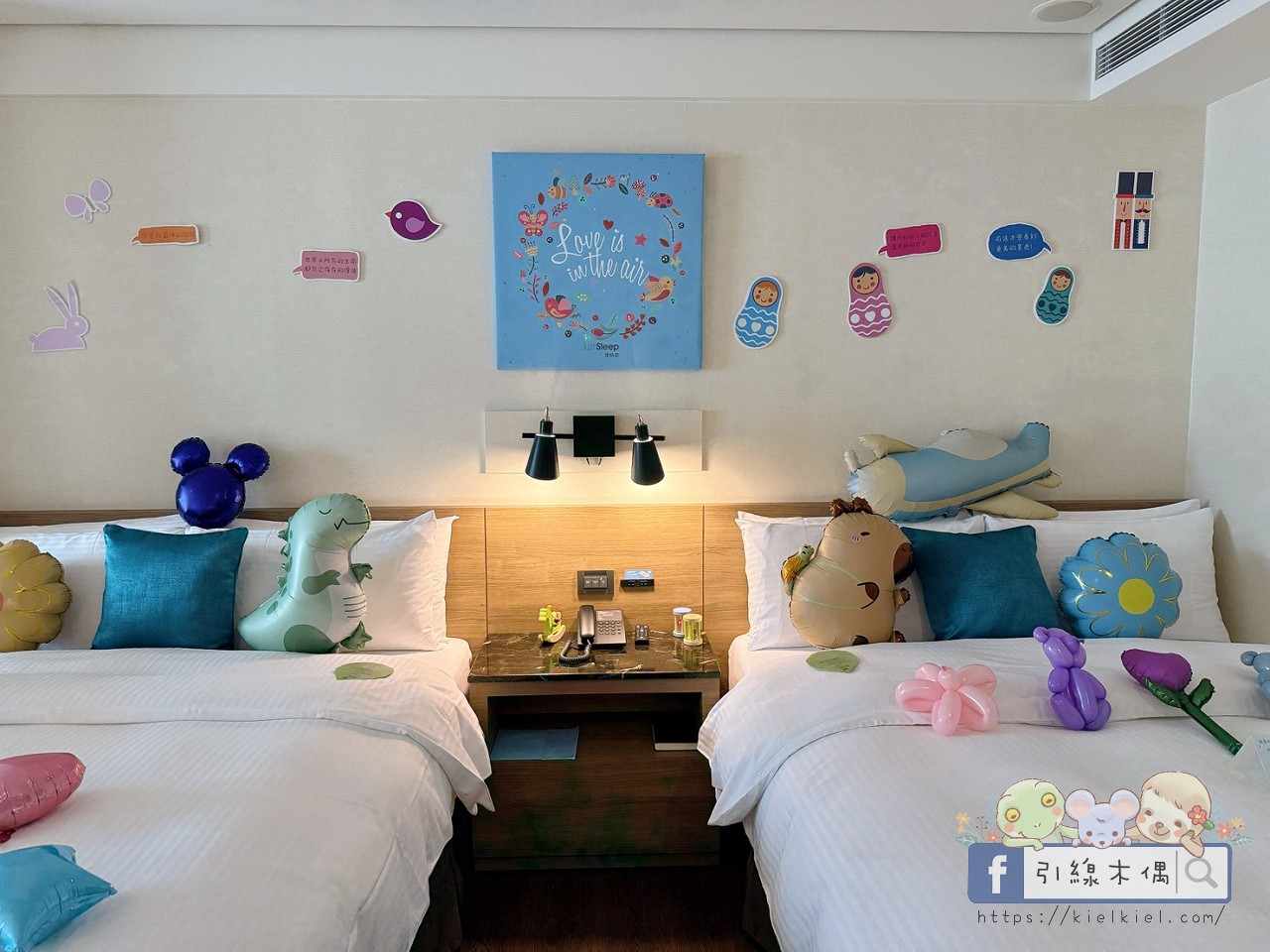 這間飯店竟然有「正式圖書館」?實住《捷絲旅花蓮中正館》3 大必住理由:親子房、行政套房與景隅套房房型評比,還有免排隊公正包子! - 第46張圖 這間飯店竟然有「正式圖書館」?實住《捷絲旅花蓮中正館》3 大必住理由:親子房、行政套房與景隅套房房型評比,還有免排隊公正包子!