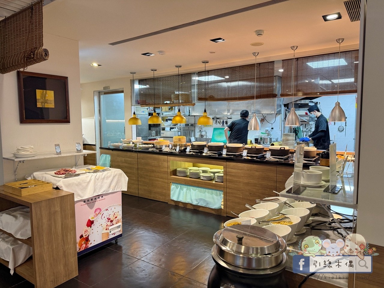 這間飯店竟然有「正式圖書館」？實住《捷絲旅花蓮中正館》3 大必住理由：親子房、行政套房與景隅套房房型評比，還有免排隊公正包子！