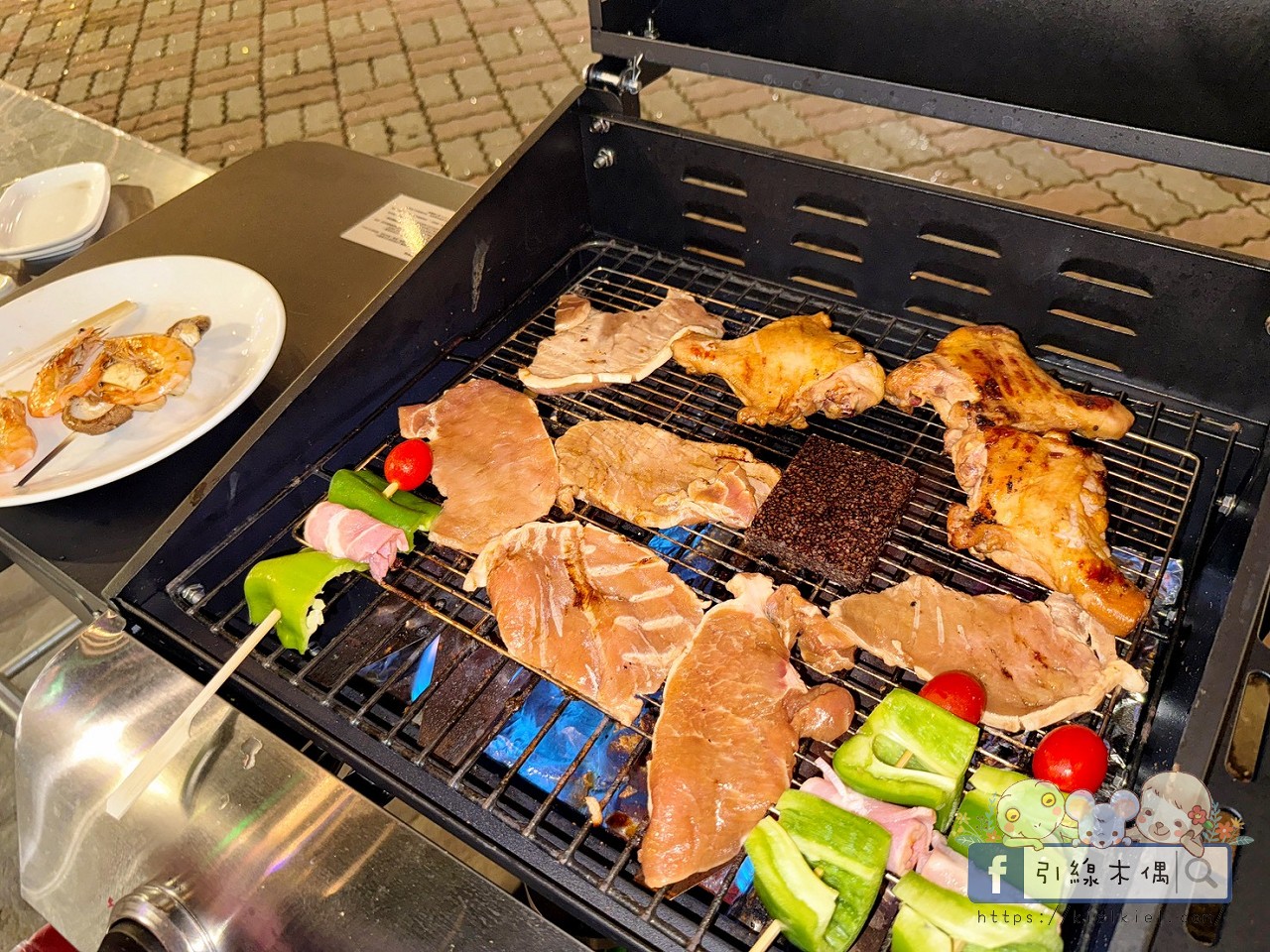 【為什麼孩子一到晚上還不想睡？】一次住進 20+ 種親子設備活動的《詩情花園渡假村-露營車》實住分享