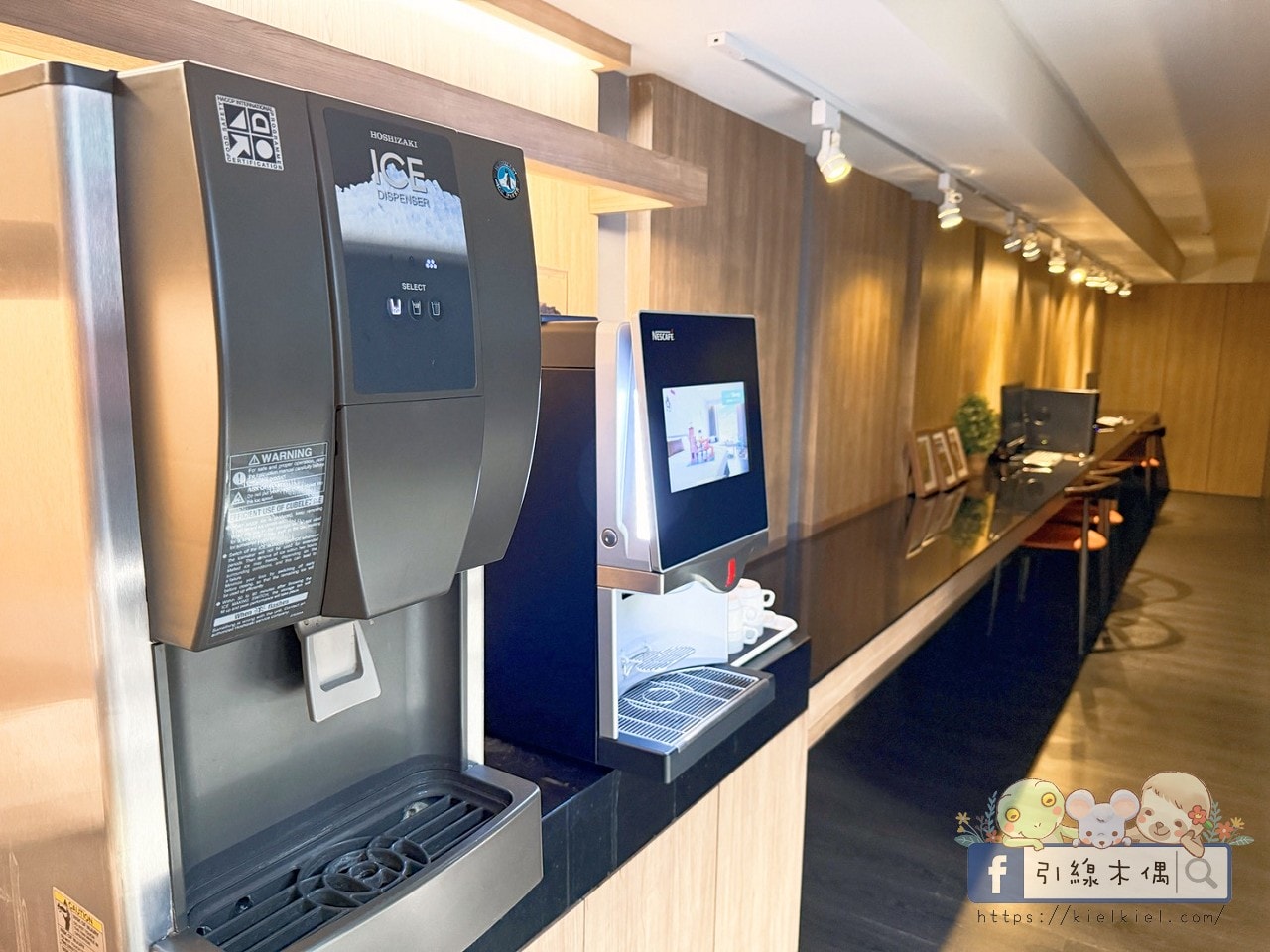 這間飯店竟然有「正式圖書館」？實住《捷絲旅花蓮中正館》3 大必住理由：親子房、行政套房與景隅套房房型評比，還有免排隊公正包子！