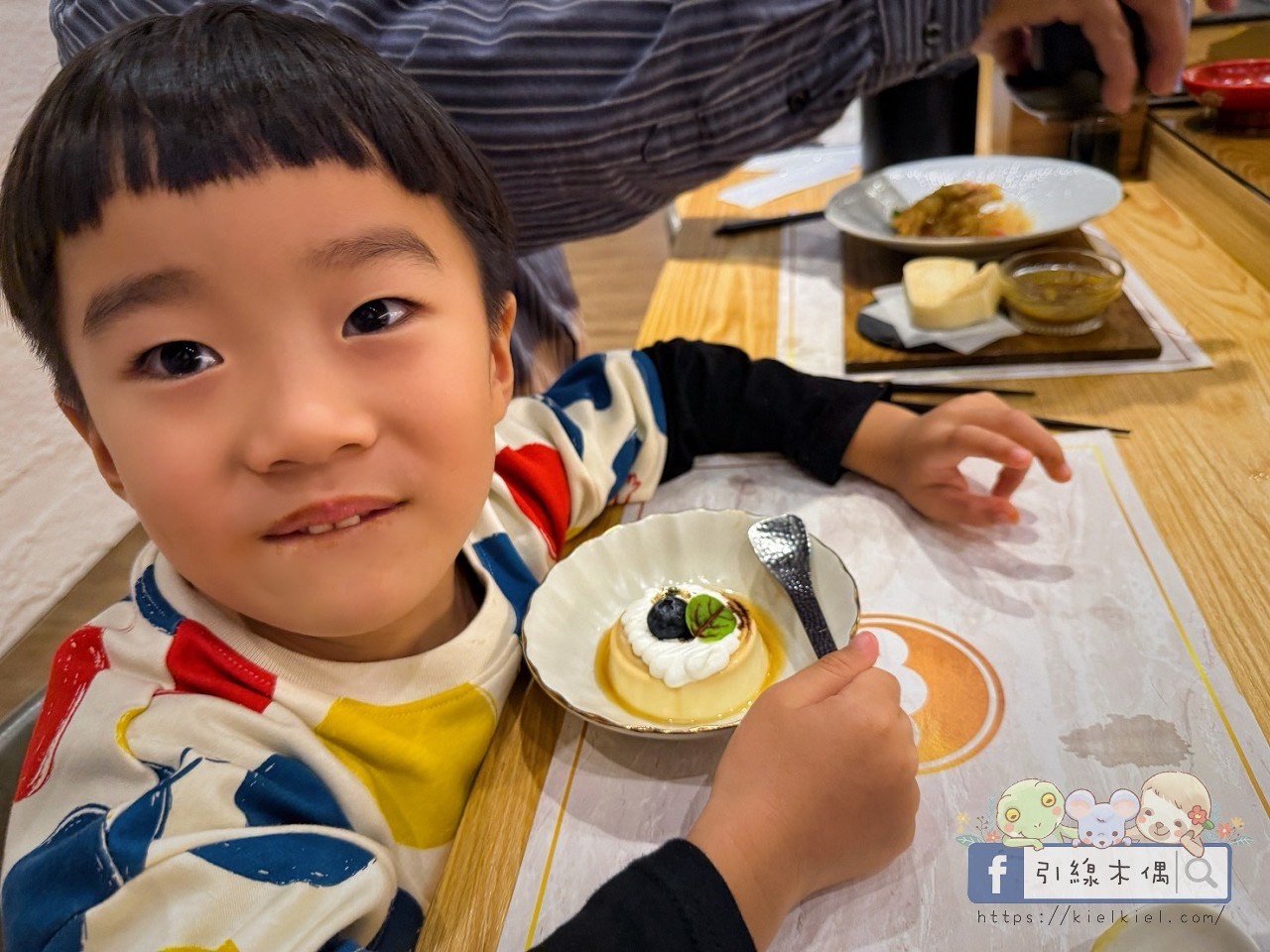 嘉義日料《松匠季節創作料理》很犯規：沒有低消，998 吃一整套，滿額還多送你一鍋蒸籠鍋！