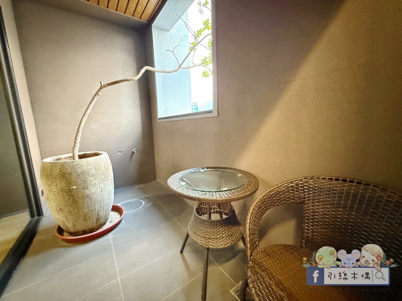 這間飯店竟然有「正式圖書館」?實住《捷絲旅花蓮中正館》3 大必住理由:親子房、行政套房與景隅套房房型評比,還有免排隊公正包子! - 第30張圖 這間飯店竟然有「正式圖書館」?實住《捷絲旅花蓮中正館》3 大必住理由:親子房、行政套房與景隅套房房型評比,還有免排隊公正包子!