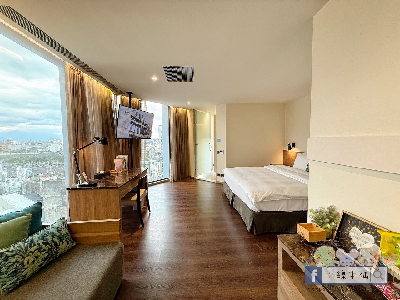 這間飯店竟然有「正式圖書館」?實住《捷絲旅花蓮中正館》3 大必住理由:親子房、行政套房與景隅套房房型評比,還有免排隊公正包子! - 第34張圖 這間飯店竟然有「正式圖書館」?實住《捷絲旅花蓮中正館》3 大必住理由:親子房、行政套房與景隅套房房型評比,還有免排隊公正包子!