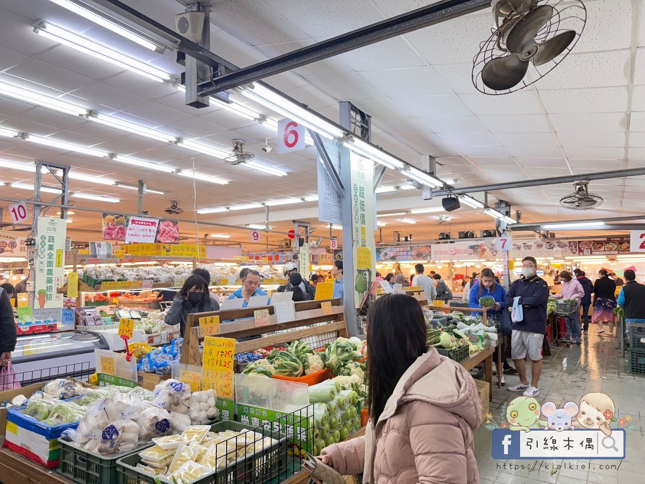 滷味天堂在哪？滷味密度種類最高！就在《尚青崇義黃昏市場》5攤精選。