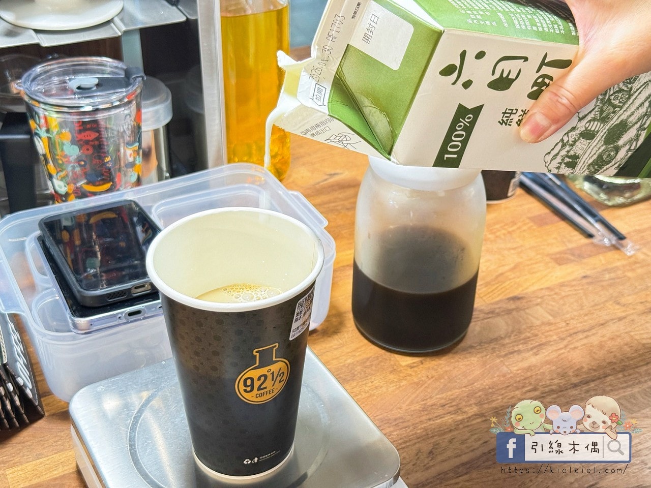 從排隊早餐店分身到精品生椰美式：《尚青後甲黃昏市場》這 4 攤太犯規，一不小心唉呦，連明天的早餐都買好了？