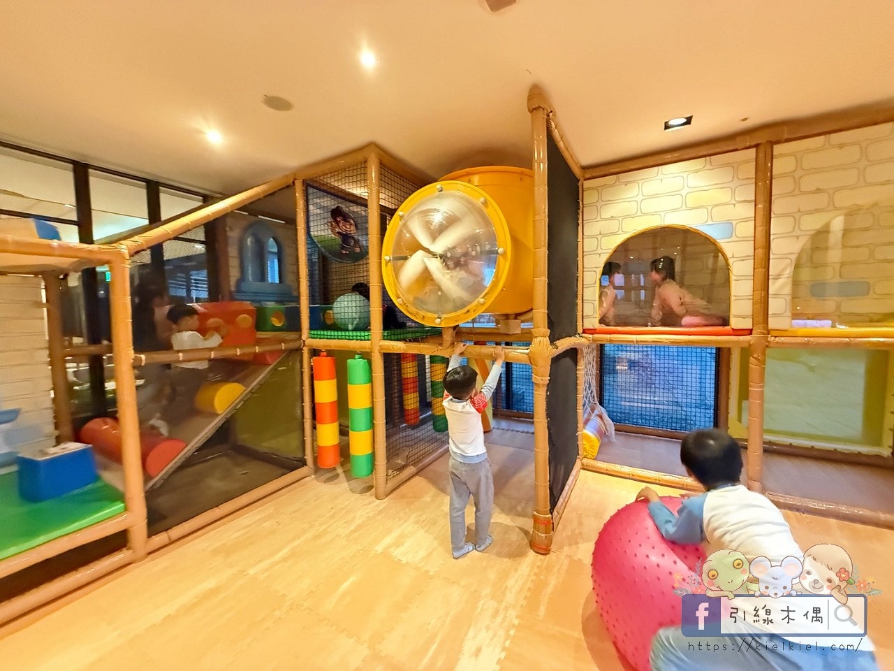 全景浴室泡湯看到整座城市!《村却國際溫泉酒店》早午餐吃到12:30是什麼感覺?(宜蘭羅東) - 第18張圖 全景浴室泡湯看到整座城市!《村却國際溫泉酒店》早午餐吃到12:30是什麼感覺?(宜蘭羅東)