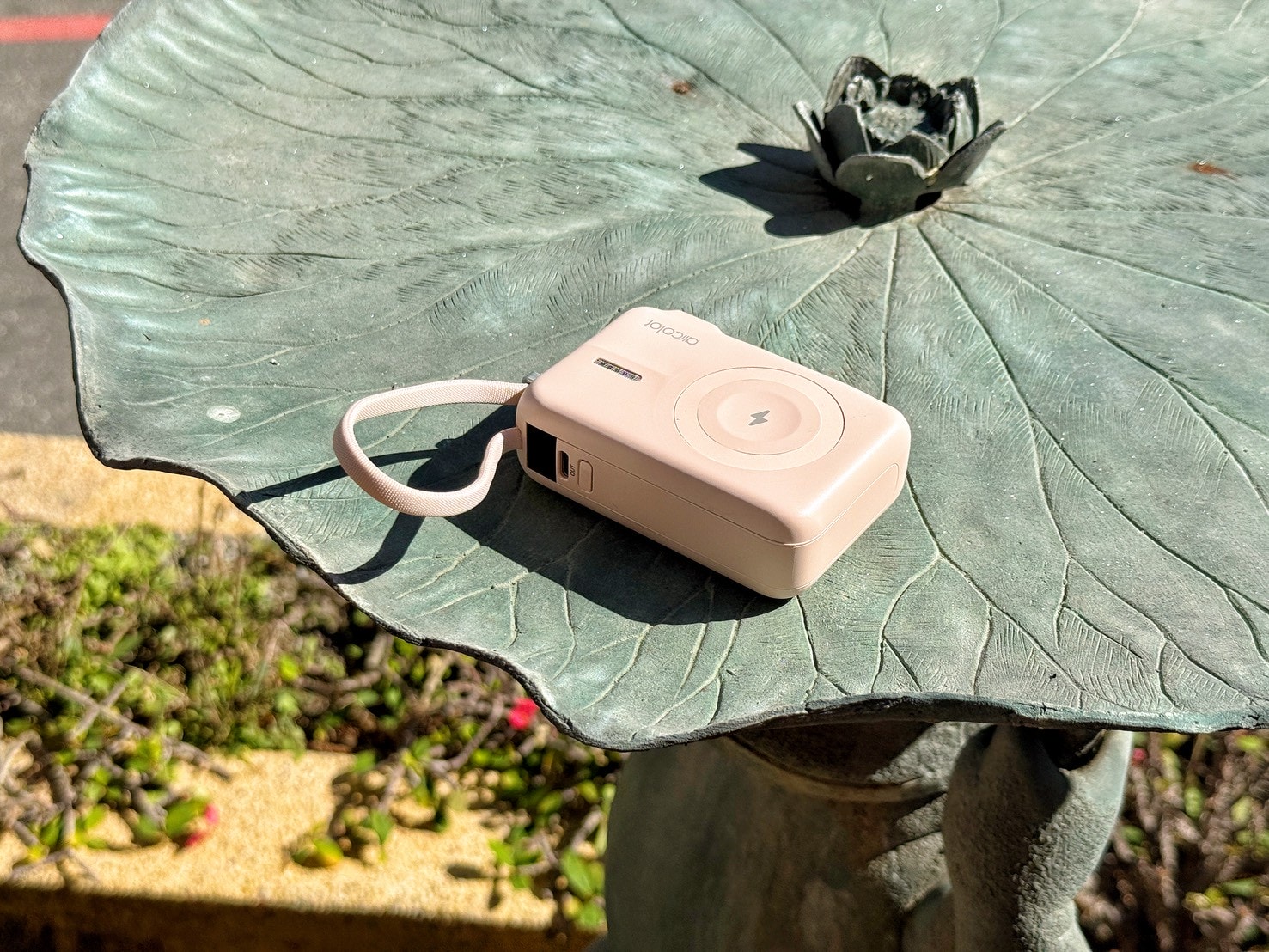 實力派雲朵!aircolor雲朵系35W全能充行動電源,極輕磁吸讓我超安心。 - 第11張圖 實力派雲朵!aircolor雲朵系35W全能充行動電源,極輕磁吸讓我超安心。