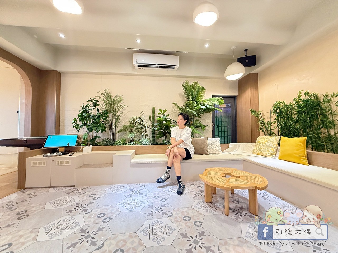 《沄玥Villa》帶我上月球？最高30人超大民宿，月球廚房、森林系客廳與天空麥田泳池‧南國現身！墾丁包棟推薦。