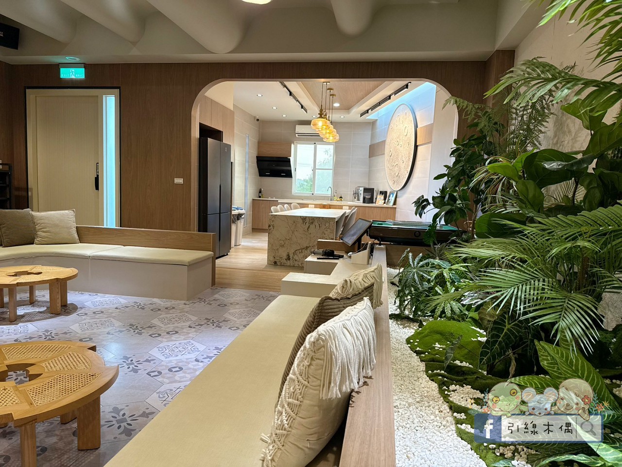 《沄玥Villa》帶我上月球？最高30人超大民宿，月球廚房、森林系客廳與天空麥田泳池‧南國現身！墾丁包棟推薦。
