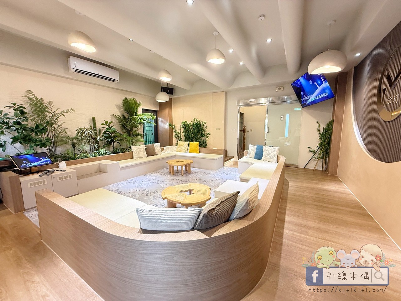 《沄玥Villa》帶我上月球？最高30人超大民宿，月球廚房、森林系客廳與天空麥田泳池‧南國現身！墾丁包棟推薦。