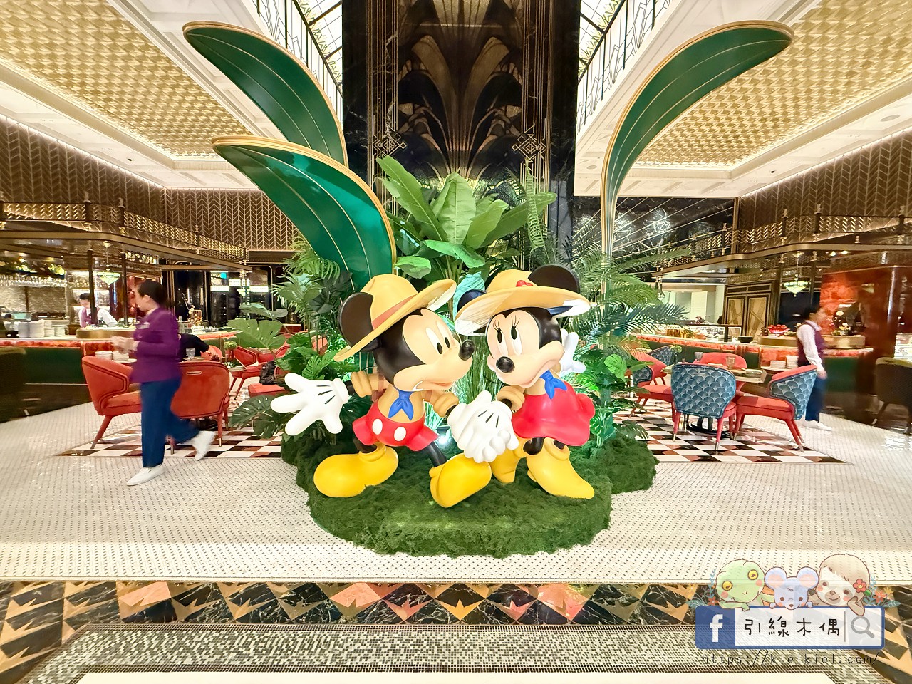 澳門親子自由行3天2夜，新濠影滙！四大景點瘋玩指南與大三巴、官也街一日遊。水舞間、8字摩天輪、水上樂園、滿紛樂園4大必玩體驗！