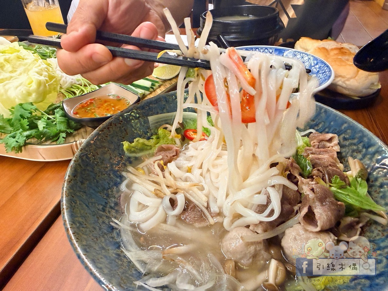 鵝肉還能這樣吃？全台第一間《越串鵝居酒屋斗六店》開箱！越南料理遇上鵝肉超有記憶點。